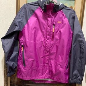 REI girls pink and gray rain jacket XL (18)